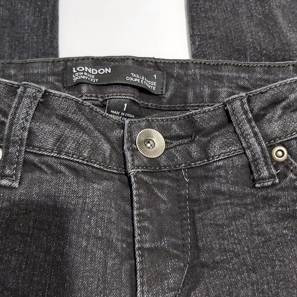 London black jeans. Size: 1 - Picture 6 of 10